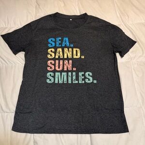 Summery women’s tee